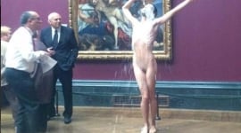 Foto Detienen a Adrián Pino por su última y controvertida ‘performance’ en el ‘National Gallery’ de Londres